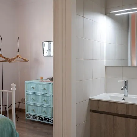 Casa Ribeira Quarto Salmao בית אירוח